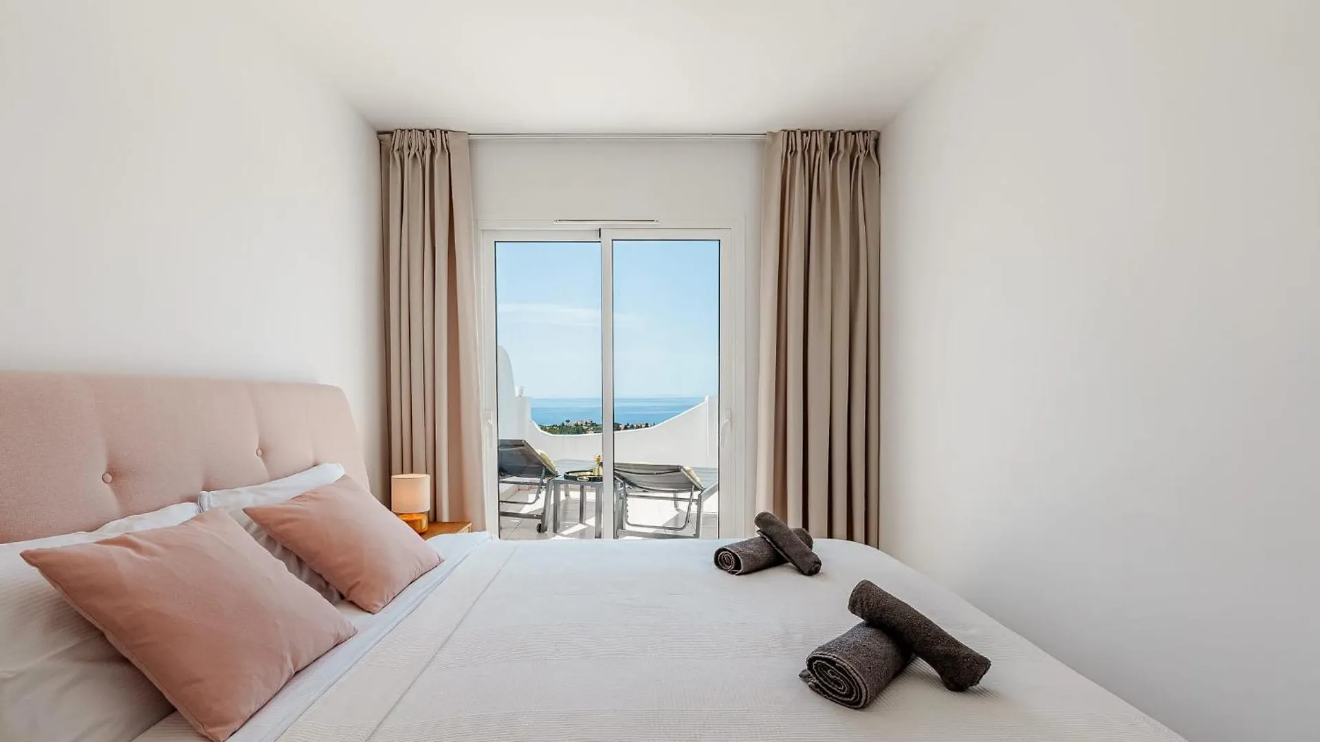 Casa Jone In Sitio De Calahonda Apartman